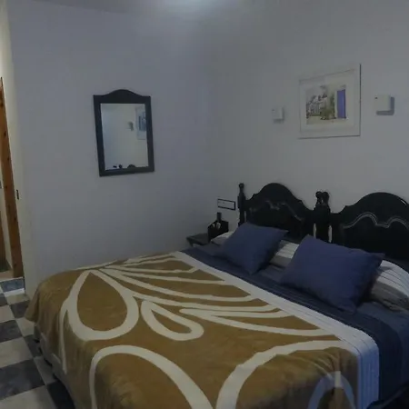 Puerto Genoves Pensjonat 2*